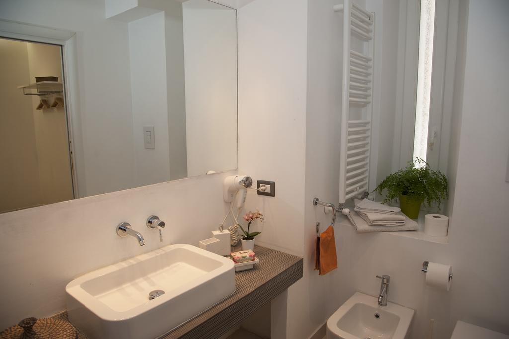 Center 2 Rooms B&B Рим Экстерьер фото
