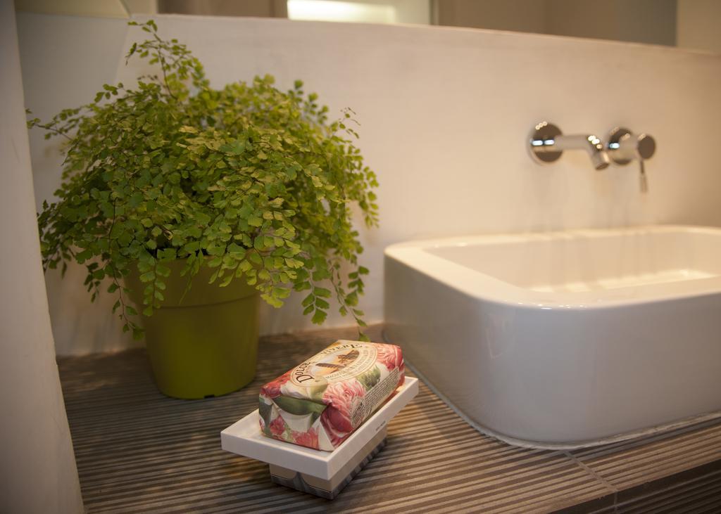 Center 2 Rooms B&B Рим Экстерьер фото