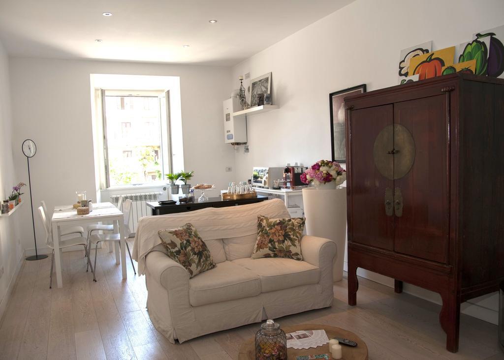 Center 2 Rooms B&B Рим Экстерьер фото